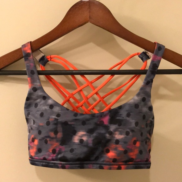 lululemon athletica Other - Lululemon free to be wild sports bra size 4